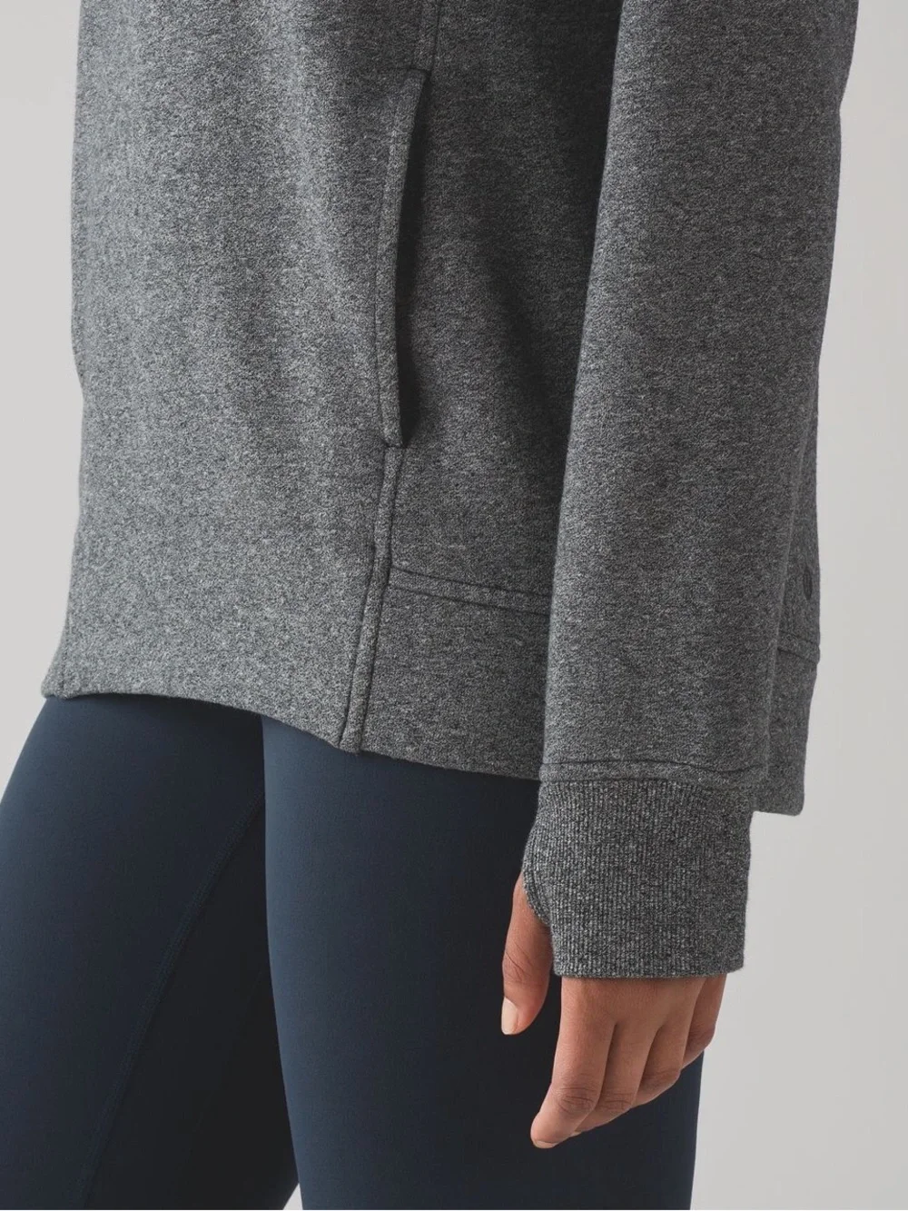 Lululemon Athletica Please Pullover Heathered Speckled Gray Funnel Neck Pullover